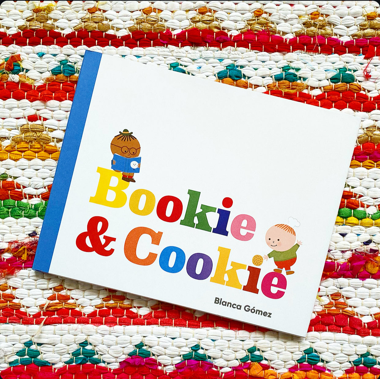 Bookie & Cookie | Blanca Gómez