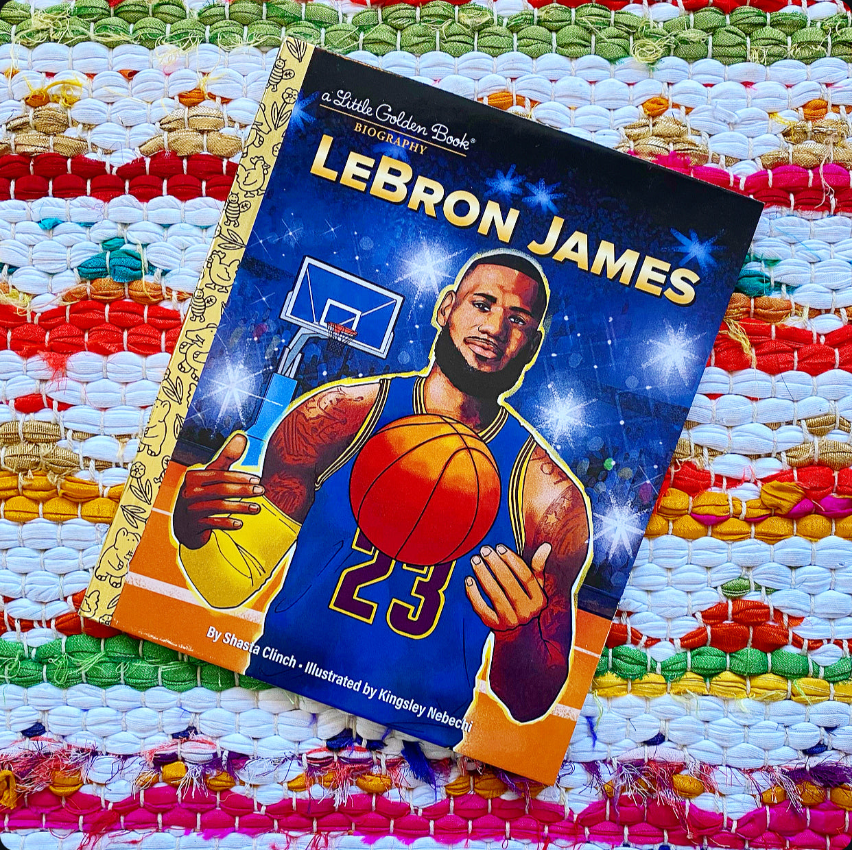 Lebron James: A Little Golden Book Biography (Little Golden Book) | Shasta Clinch (Author) Kingsley Nebechi (Illustrator)