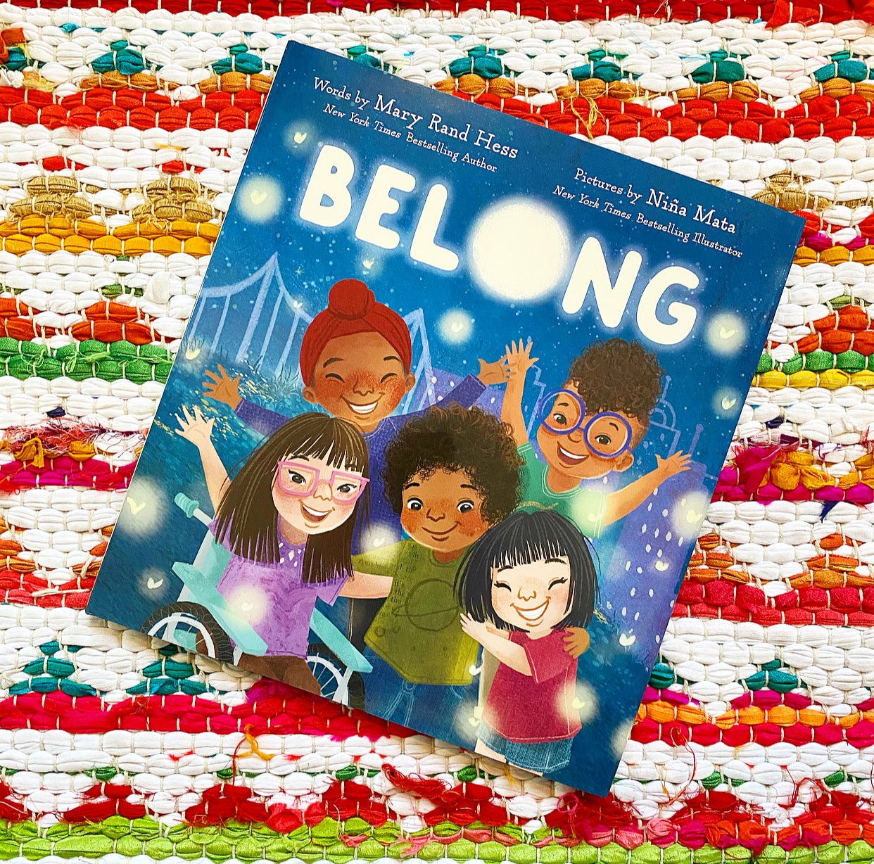 Belong | Mary Rand Hess (Author)+ Niña Mata (Illustrator)