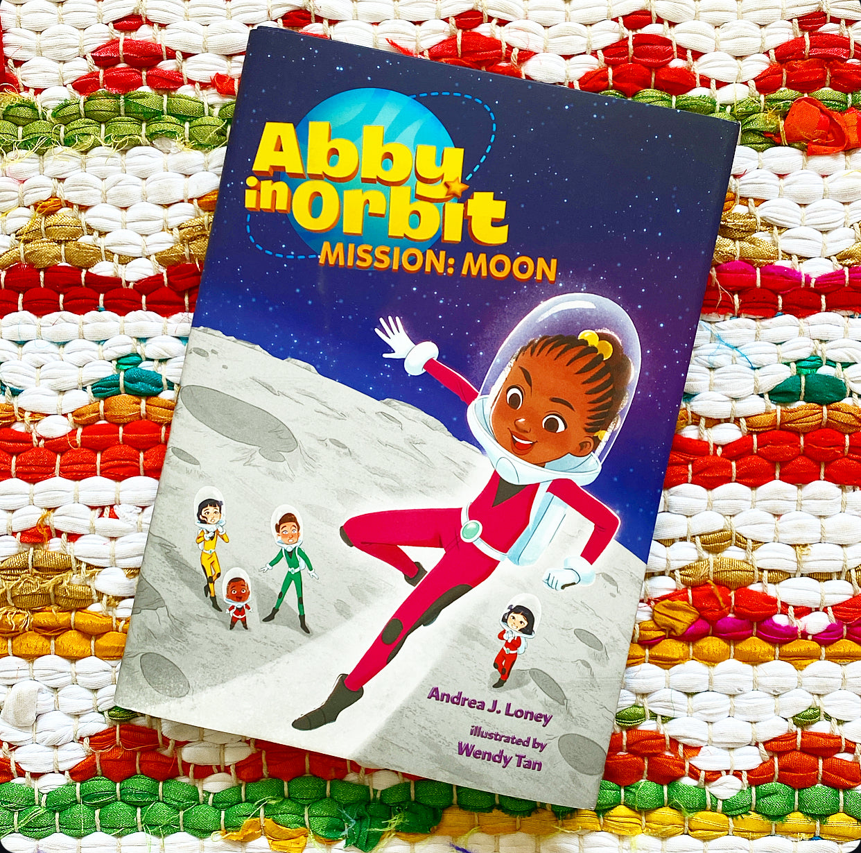 Mission: Moon: Volume 4 | Andrea J. Loney (Author) + Wendy Tan (Illustrator)