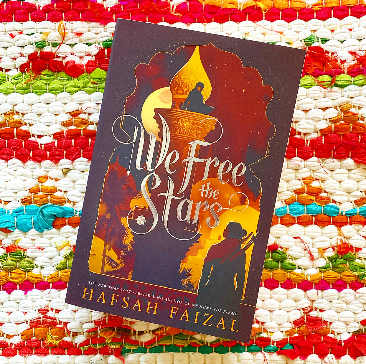 We Free the Stars (Sands of Arawiya #2) | Hasfah Faizel
