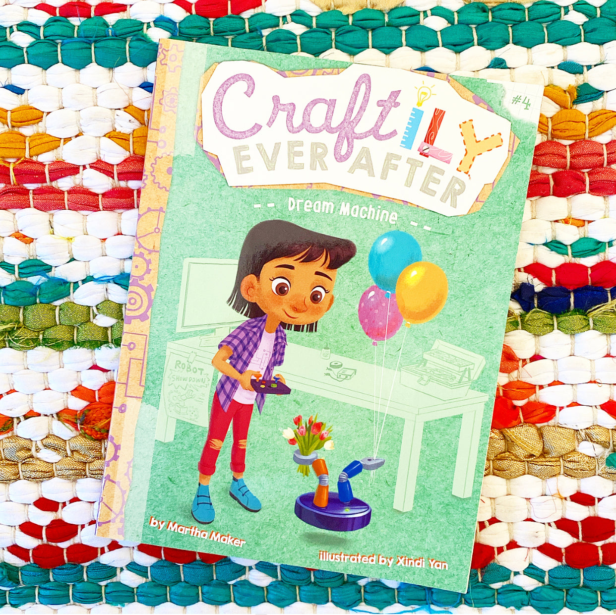 Dream Machine (Craftily Ever After, Vol. 4) | Martha Maker, Yan