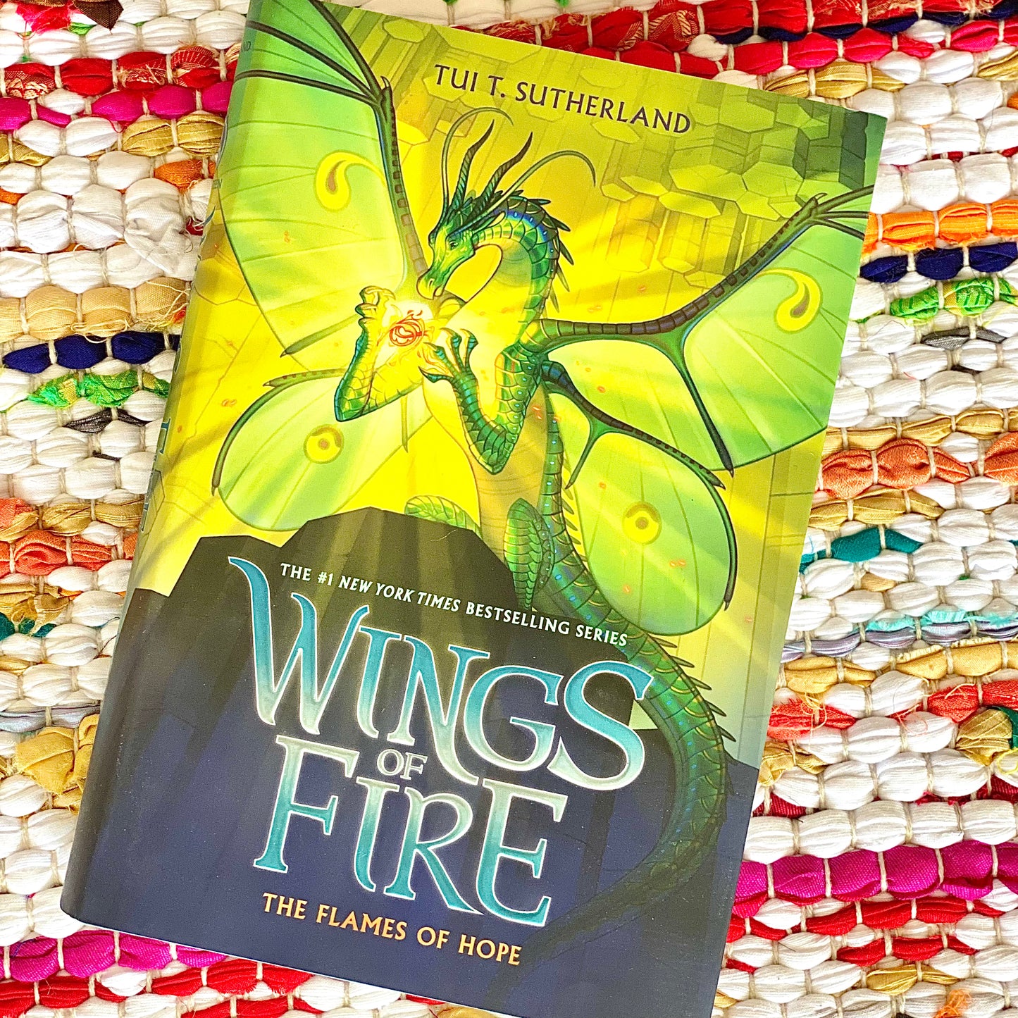 The Flames of Hope (Wings of Fire, Book 15) | Tui T. Sutherland (Author)