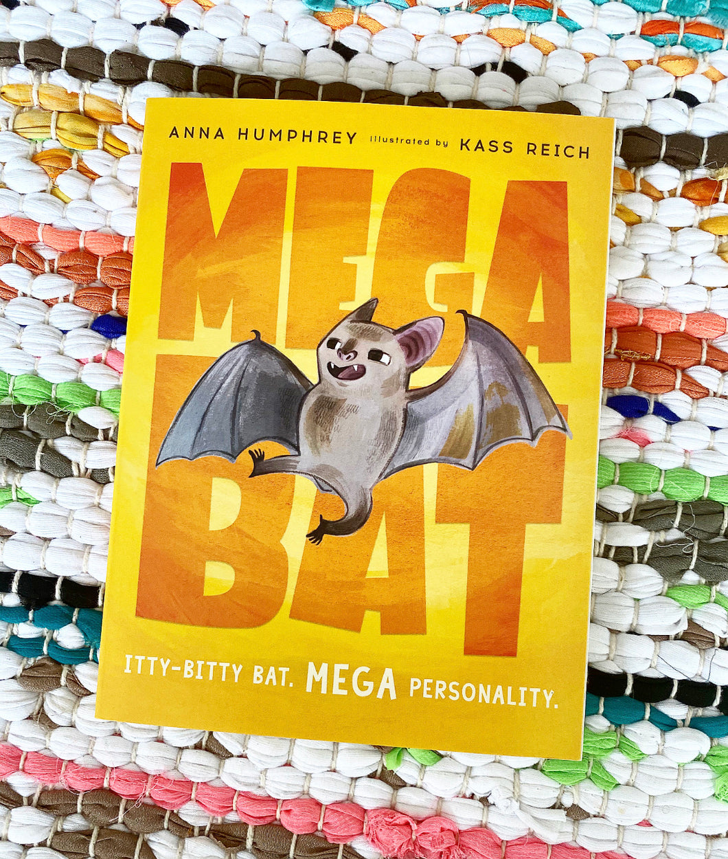 Megabat (Megabat #1) | Anna Humphrey